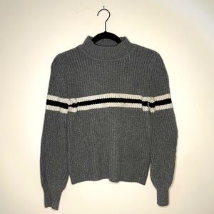 Gray Knitted Sweater S